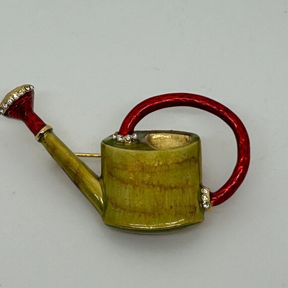 Metropolitan Museum of Art Brooch, inspired by Faberge's Watering Can Red Handle - Picture 2 of 15